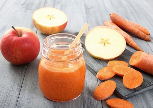 Sinh tố cà rốt-táo giàu vitamin và khoáng chất, rất tốt cho trẻ (ảnh: ST)