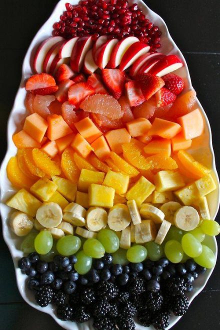Cách trình bày đĩa hoa quả đơn giản