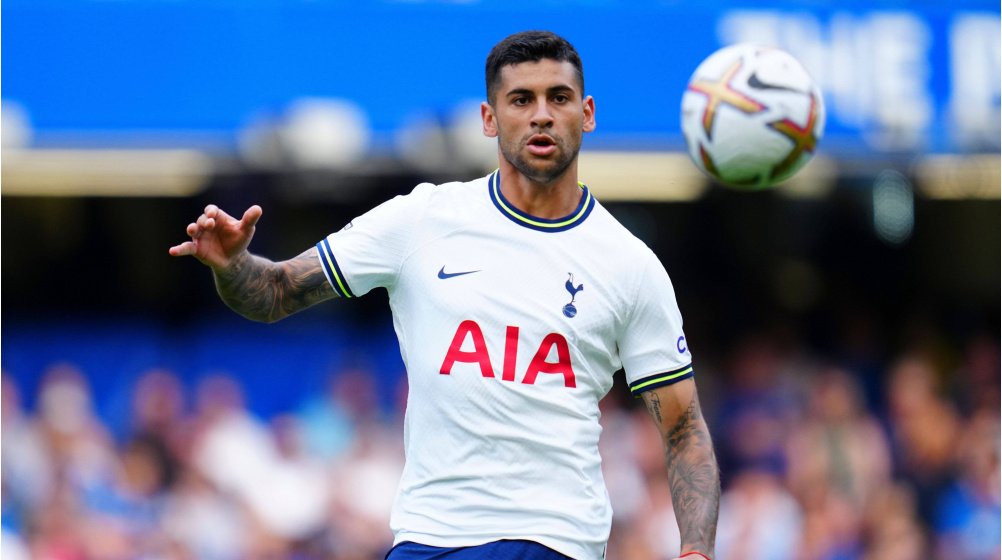 Tottenham ký hợp đồng vĩnh viễn với Cristian Romero - Phí chuyển nhượng lớn thứ ba trong lịch sử câu lạc bộ | Chuyển nhượng